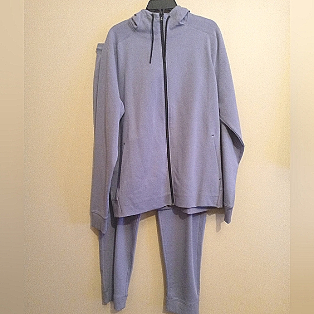 Dynamic Fleece Jogger Set - Picture 2 of 12